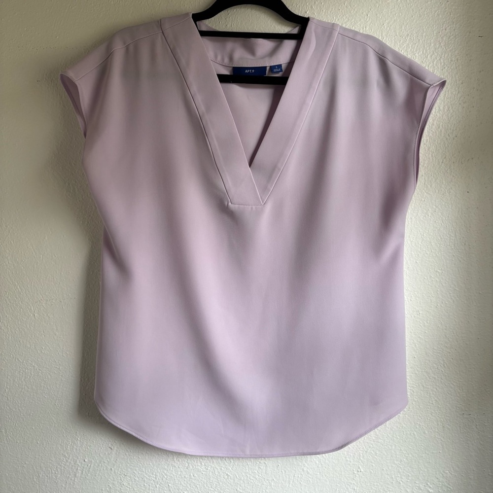 Apt. 9 Soft Lavender V-Neck Cap Sleeve Blouse